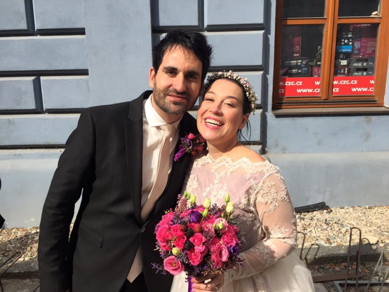 Šťastlivcem, kterému Jitka Josková řekla "ano", je známý folklorista a gymnaziální učitel Drahomír Hlaváč. Foto: archiv