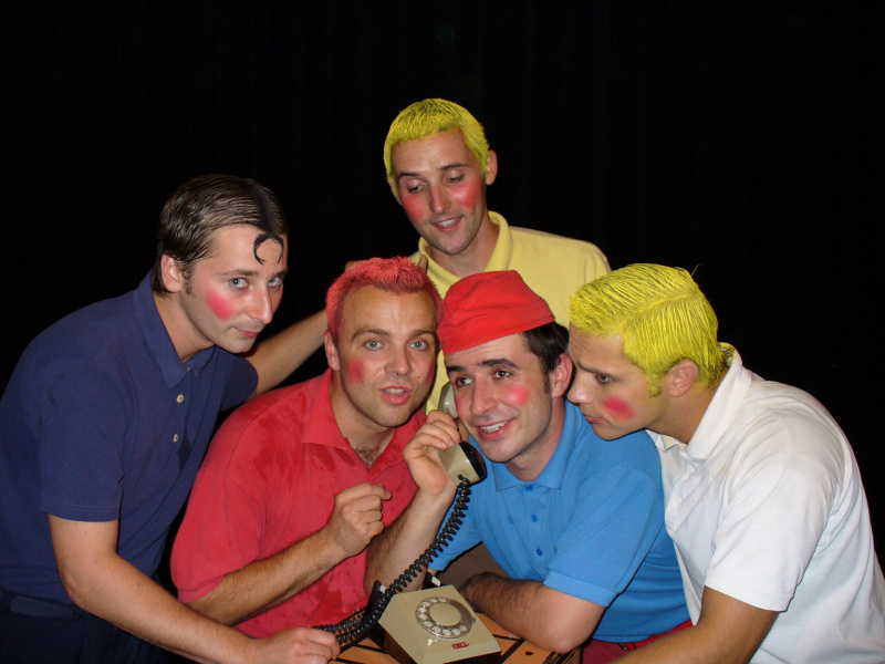 Herci Slováckého divadla si povídají se seniory přes telefon