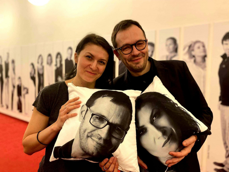 Polštářky je možné vydražit do dnešní půlnoci Polštářky je možné vydražit do dnešní půlnoci