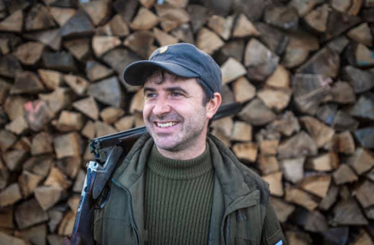 Zdeněk pálí vlastní slivovici a vyrábí i víno Zdeněk pálí vlastní slivovici a vyrábí i víno