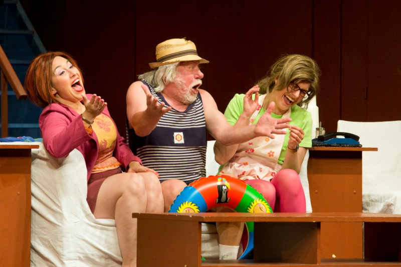 Nezapomenutelný Taťka v komedii 1+2=6 Nezapomenutelný Taťka v komedii 1+2=6