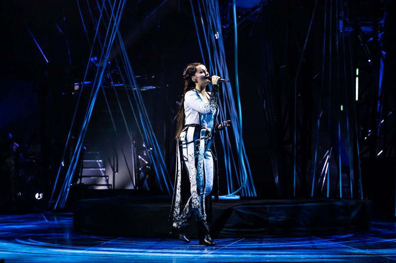 Tamara Dikyová při vystoupení v Cirque du Soleil Tamara Dikyová při vystoupení v Cirque du Soleil