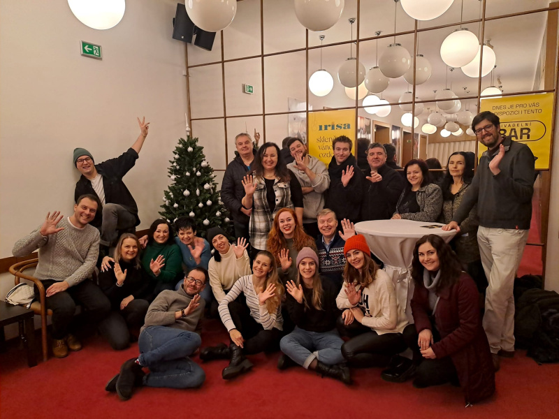 Hodně štěstí do nového roku přeje Slovácké divadlo Hodně štěstí do nového roku přeje Slovácké divadlo