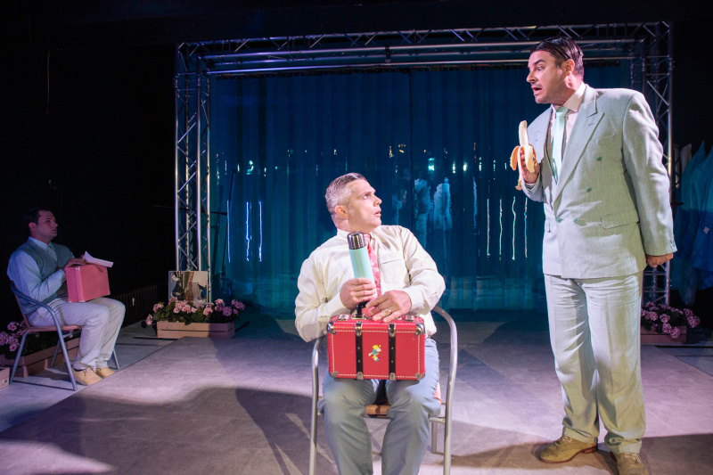 V titulní roli inscenace Ošklivec exceluje David Vaculík