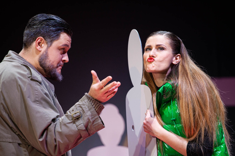 Daniel Gajdoš a Kateřina Michejdová v komedii Třináctkrát za svědka