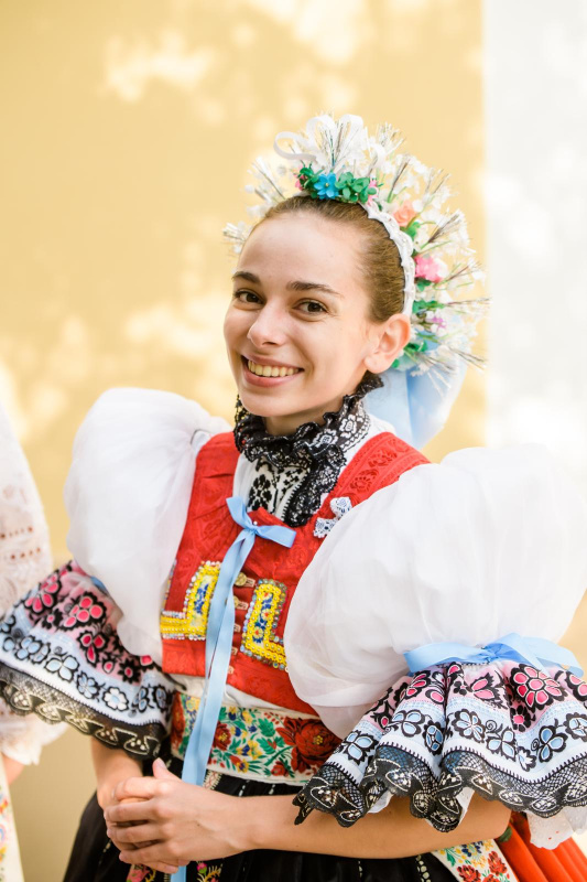 Kláře Ondrůškové kroje nejsou cizí Kláře Ondrůškové kroje nejsou cizí