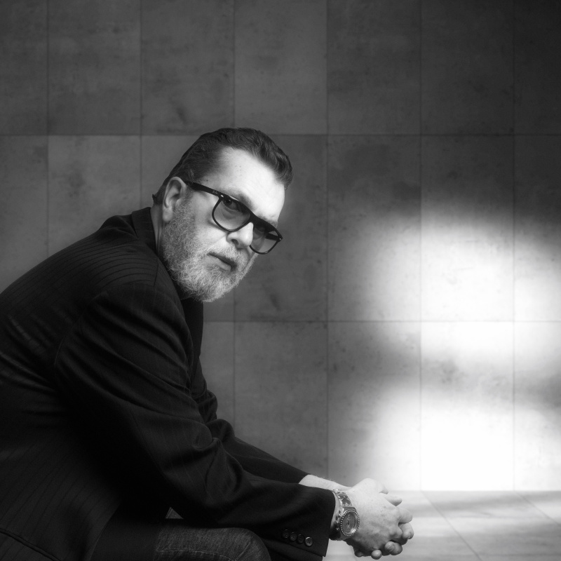 Richard Müller zavírá v říjnu do Slováckého divadla