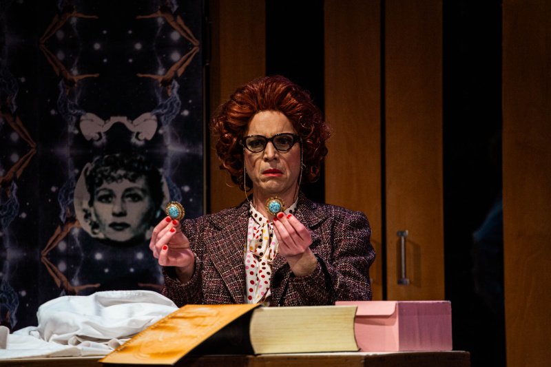 Jiří Hejcman už je odborníkem na ztvárňování žen