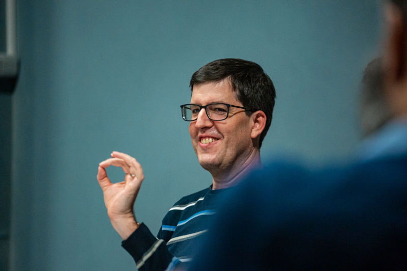 Pavel Molek je historik a dramatik Pavel Molek je historik a dramatik