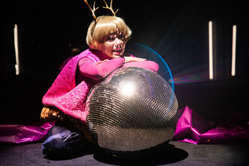 Klára Ondrůšková jako Puk ve Snu noci svatojánské