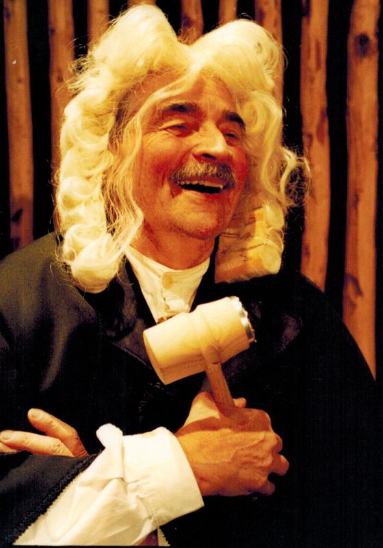 Jaroslav Kyncl jako staříček Matúš Pagáč v komedii Slovácko sa súdí aneb Fašank z věcí ludských - foto Miroslav Potyka