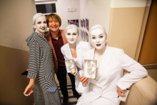 Láska, vzdor a smrt_premiéra_Tereza Novotná, Petr Svozílek, Kateřina Michejdová a Natálie Rašín_foto: Kuba Jíra