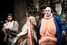 Farma_zvířat_Jakub Zelinka_Kateřina Michejdová_Pavel Šupina_foto Kuba Jíra